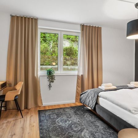 Deluxe Apartment In Bielefeld City Mit Parkplatz Und Terrasse Εξωτερικό φωτογραφία