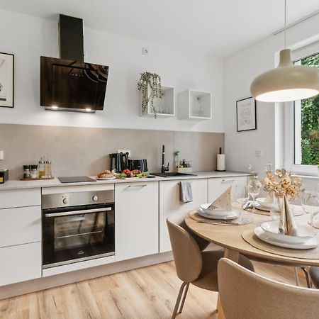 Deluxe Apartment In Bielefeld City Mit Parkplatz Und Terrasse Εξωτερικό φωτογραφία