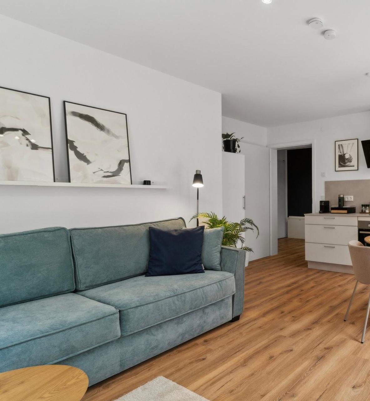 Deluxe Apartment In Bielefeld City Mit Parkplatz Und Terrasse Εξωτερικό φωτογραφία